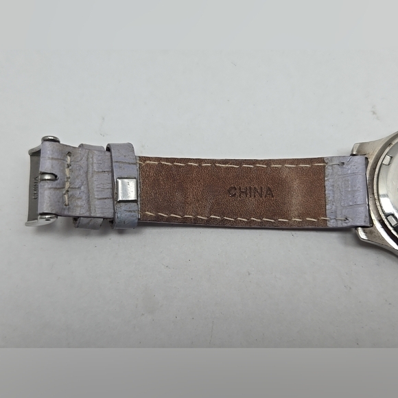 Womens Gruen Pave Crystal Lavender Watch Silver MOP Purple Leather New Battery - Picture 9 of 12